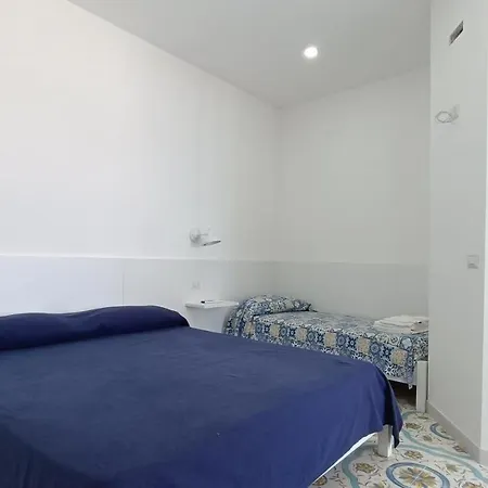 Alojamento de Acomodação e Pequeno-almoço B & Agropoli