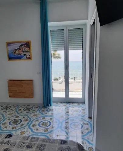 Alojamento de Acomodação e Pequeno-almoço B & Agropoli