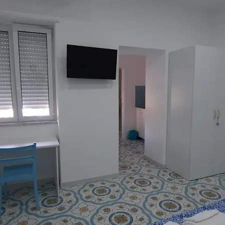 B & Beach Bed & Breakfast