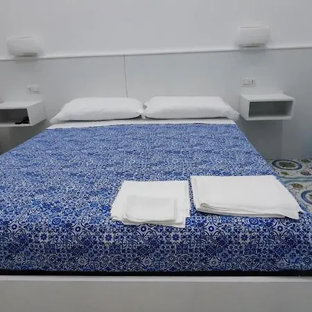 Bed & Breakfast B & Beach *