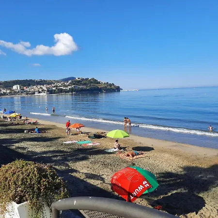 Bed & Breakfast B & Beach *