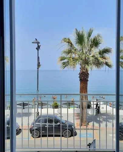 住宿加早餐酒店 B & 4*