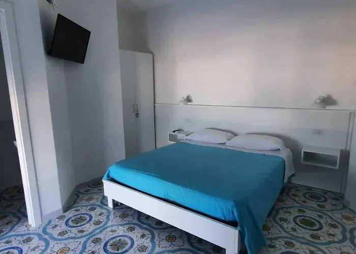 B & 住宿加早餐酒店 阿格罗波利