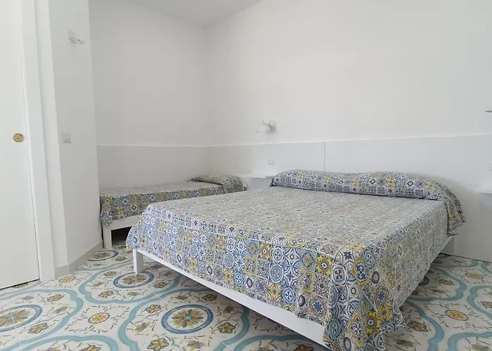 B & 住宿加早餐酒店 4*